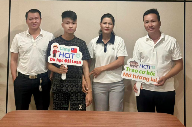 Phụ huynh em Bảo Ngọc chia sẻ về quá trình tư vấn du học Đài Loan tại Trung tâm tư vấn du học HCIT